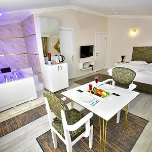 Loca Life Airport 3*, Стамбул Турция